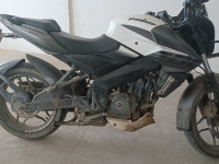 White&black Bajaj Pulsar 200 NS