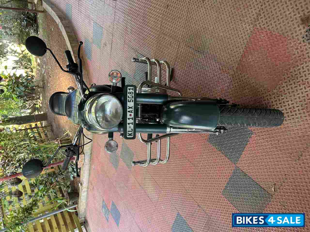 Royal Enfield Bullet 350