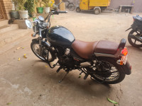 Black Royal Enfield Thunderbird 350