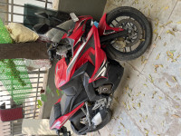 Bajaj Pulsar RS 200 ABS