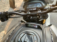 Grey Bajaj Dominar 400