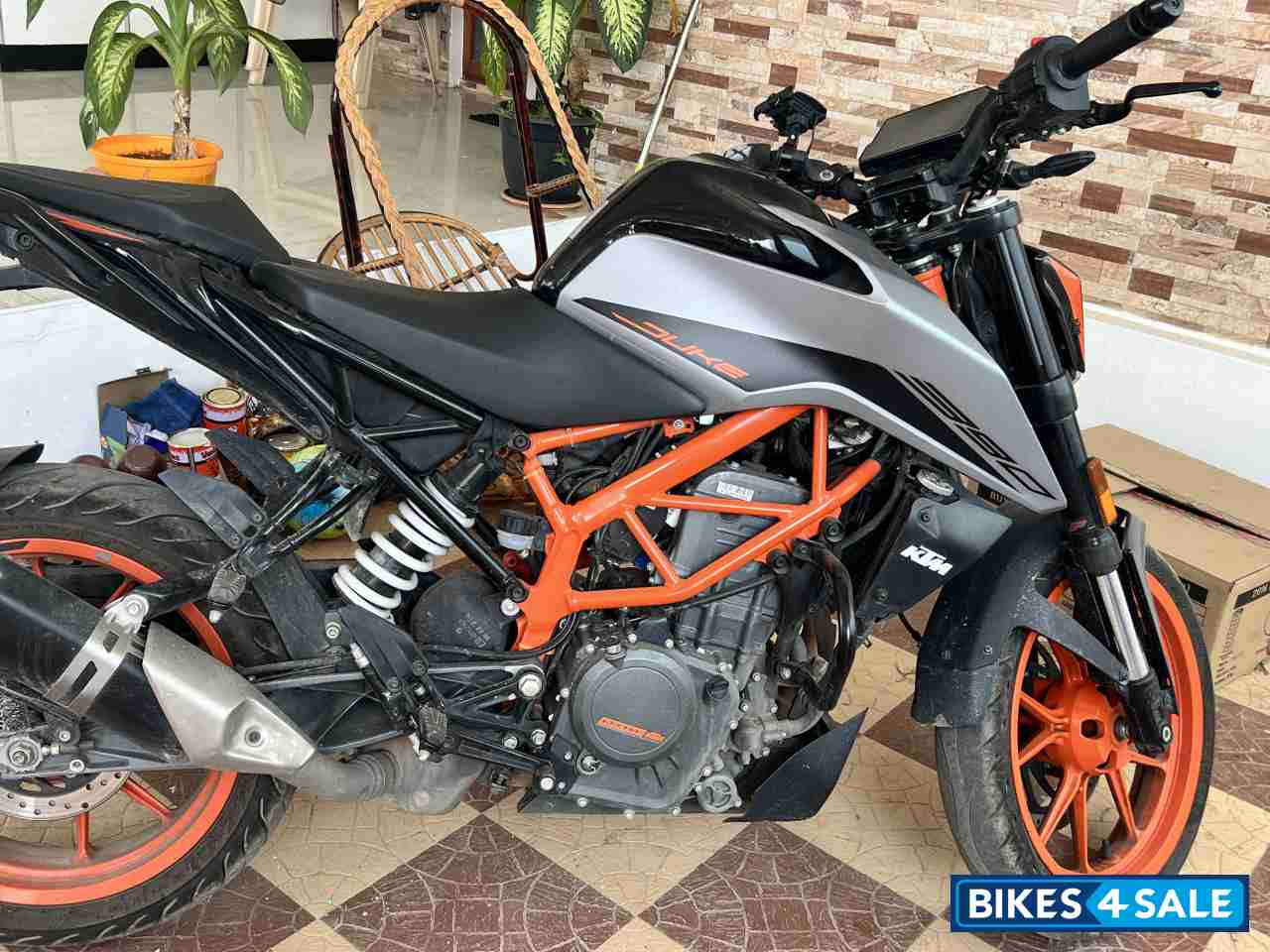 KTM Duke 390 BS6
