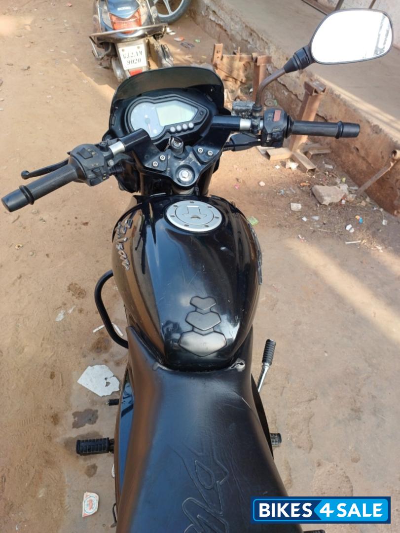 Black Bajaj Pulsar 150