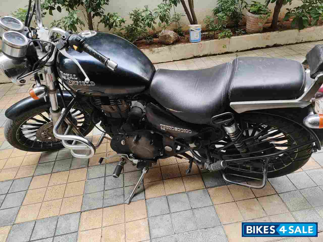 Royal Enfield Thunderbird TwinSpark 350 Royal Enfield Thunderbird TwinSpark 350