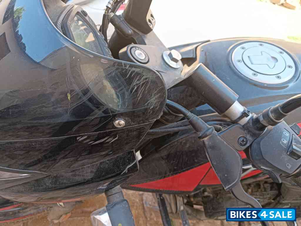 Sparkling Met Bl Red Bajaj Pulsar 150 DTSi