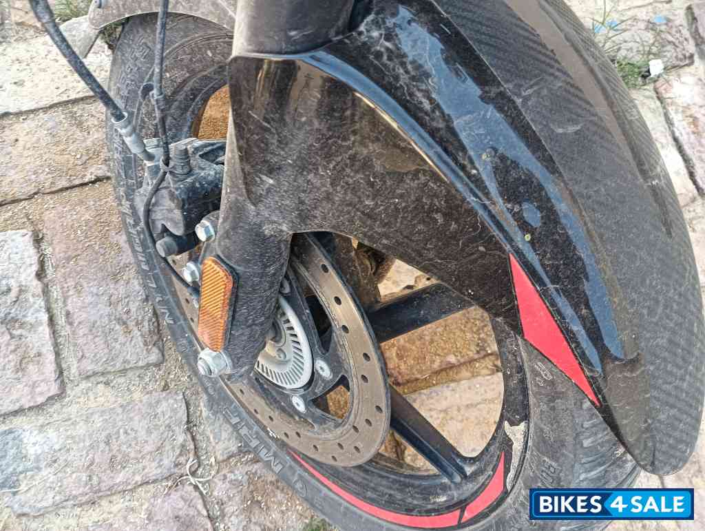 Sparkling Met Bl Red Bajaj Pulsar 150 DTSi