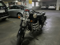 Black Royal Enfield Classic 350