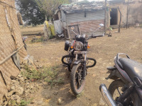 Red Royal Enfield Thunderbird X 350