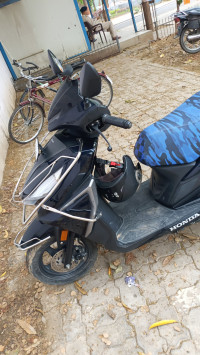 Blue Honda Grazia 125 BS6