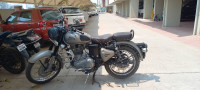 Gun Metal Grey Royal Enfield Classic Gunmetal Grey
