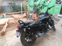 Ebony Black Met Bajaj Avenger Street 160