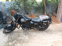 Ebony Black Met Bajaj Avenger Street 160