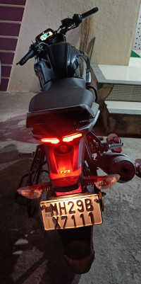 Black TVS Raider 125