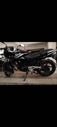 Black Bajaj Pulsar 180 DTSi