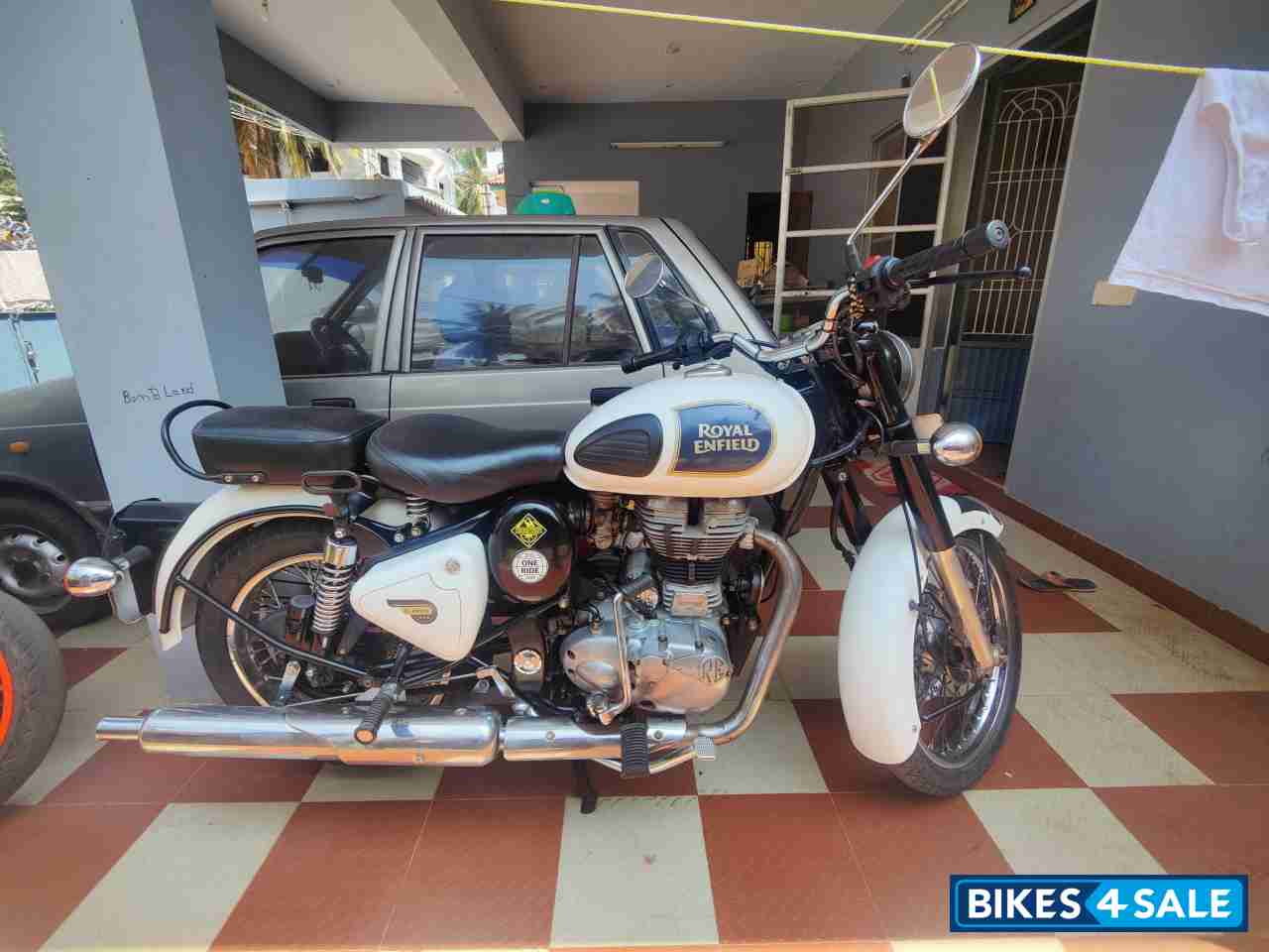 Ash White Royal Enfield Classic 350