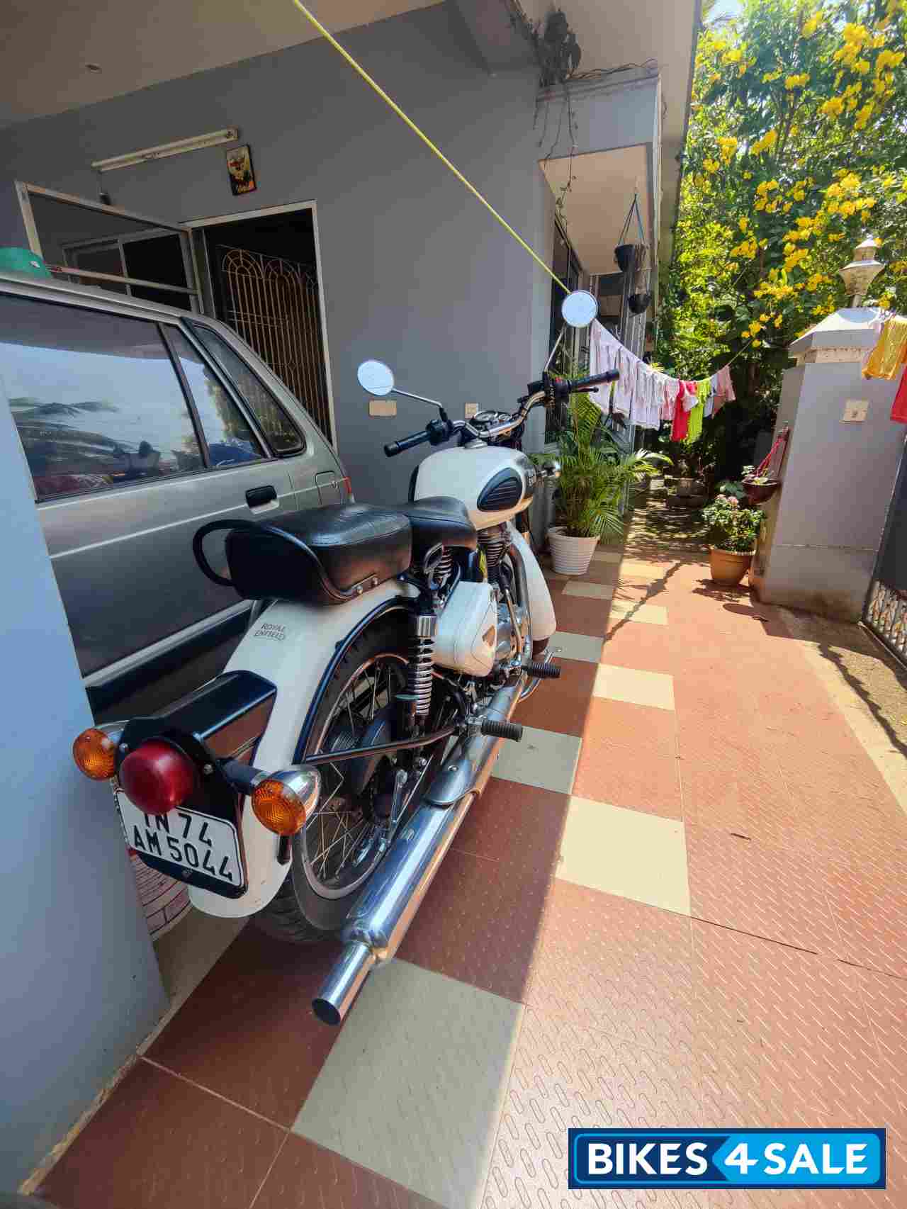 Ash White Royal Enfield Classic 350