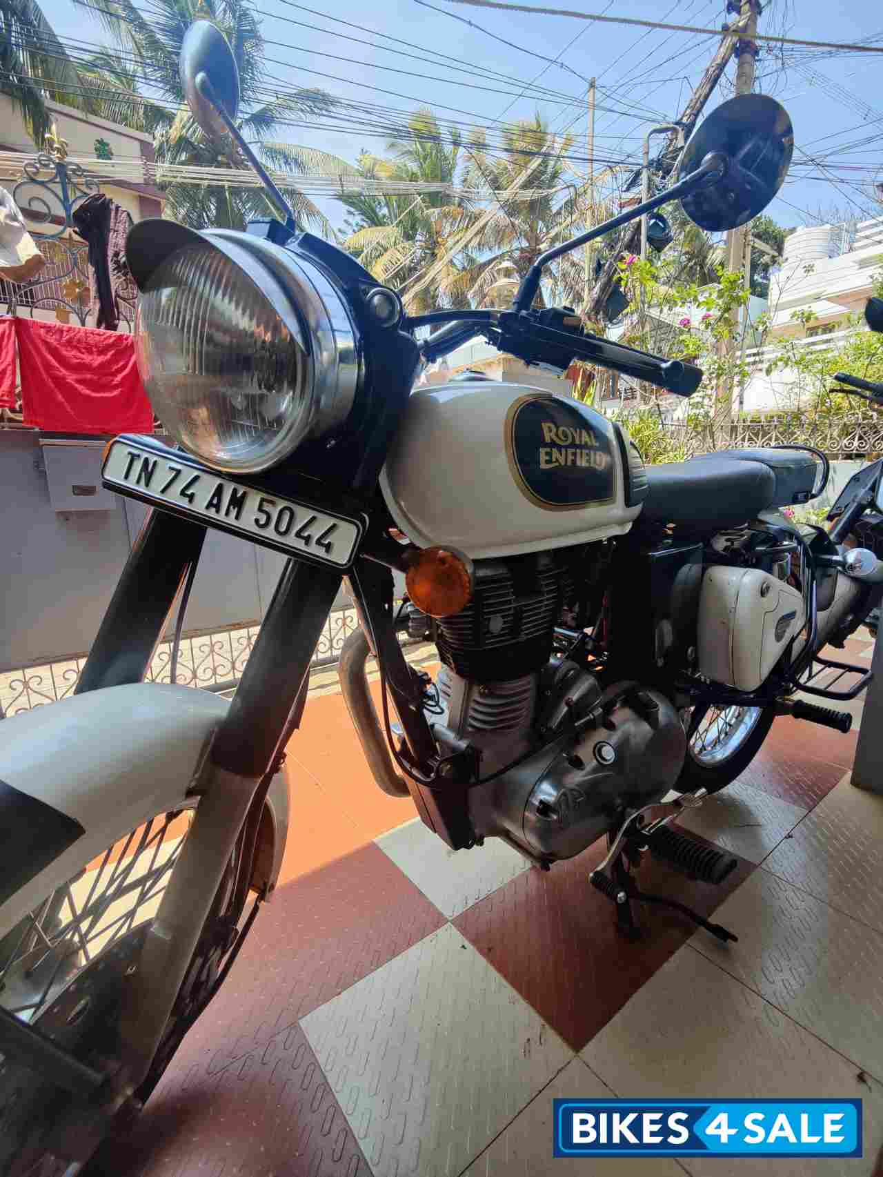 Ash White Royal Enfield Classic 350