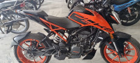 Blk Orange KTM Duke 200 ABS