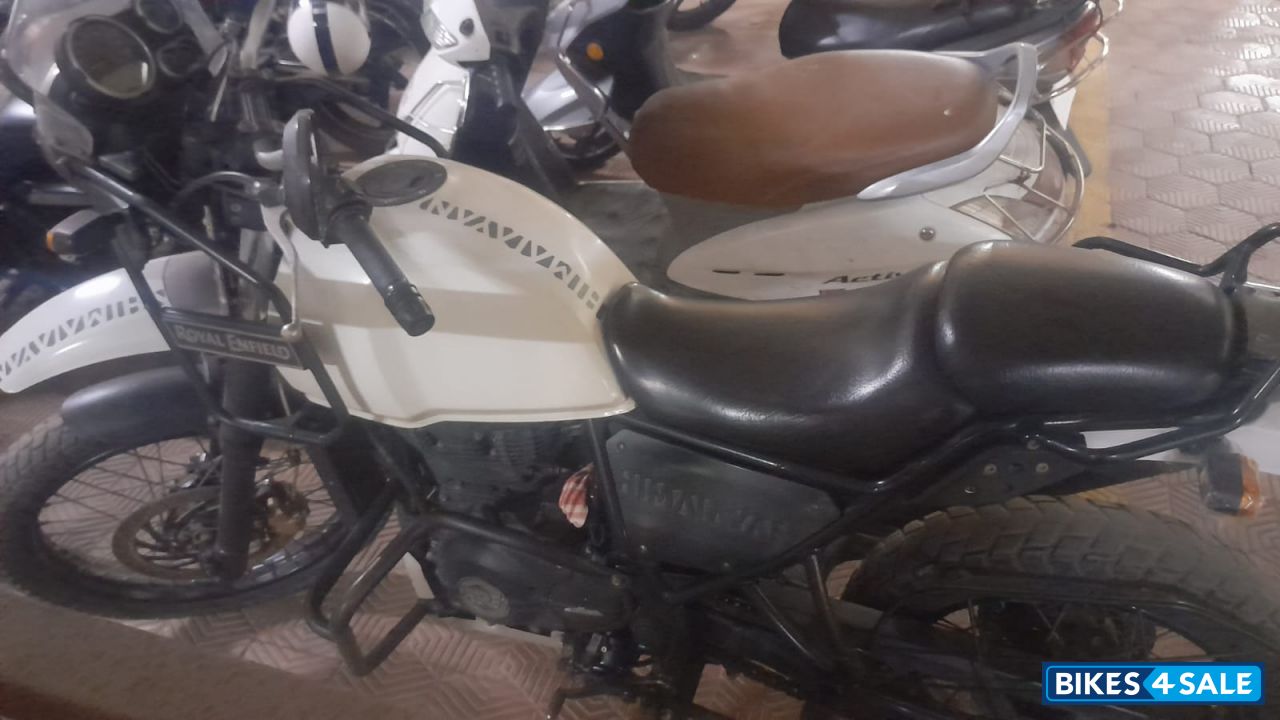 White Royal Enfield Himalayan