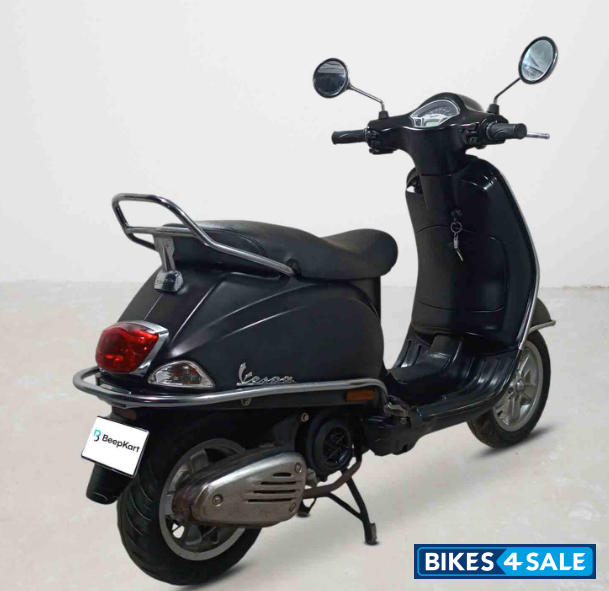 Vespa VXL 125
