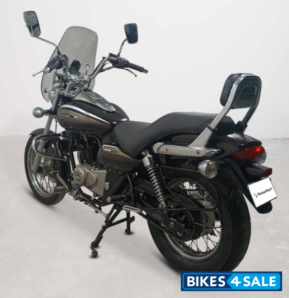 Bajaj Avenger Cruise 220