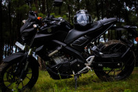 Black Yamaha MT-15
