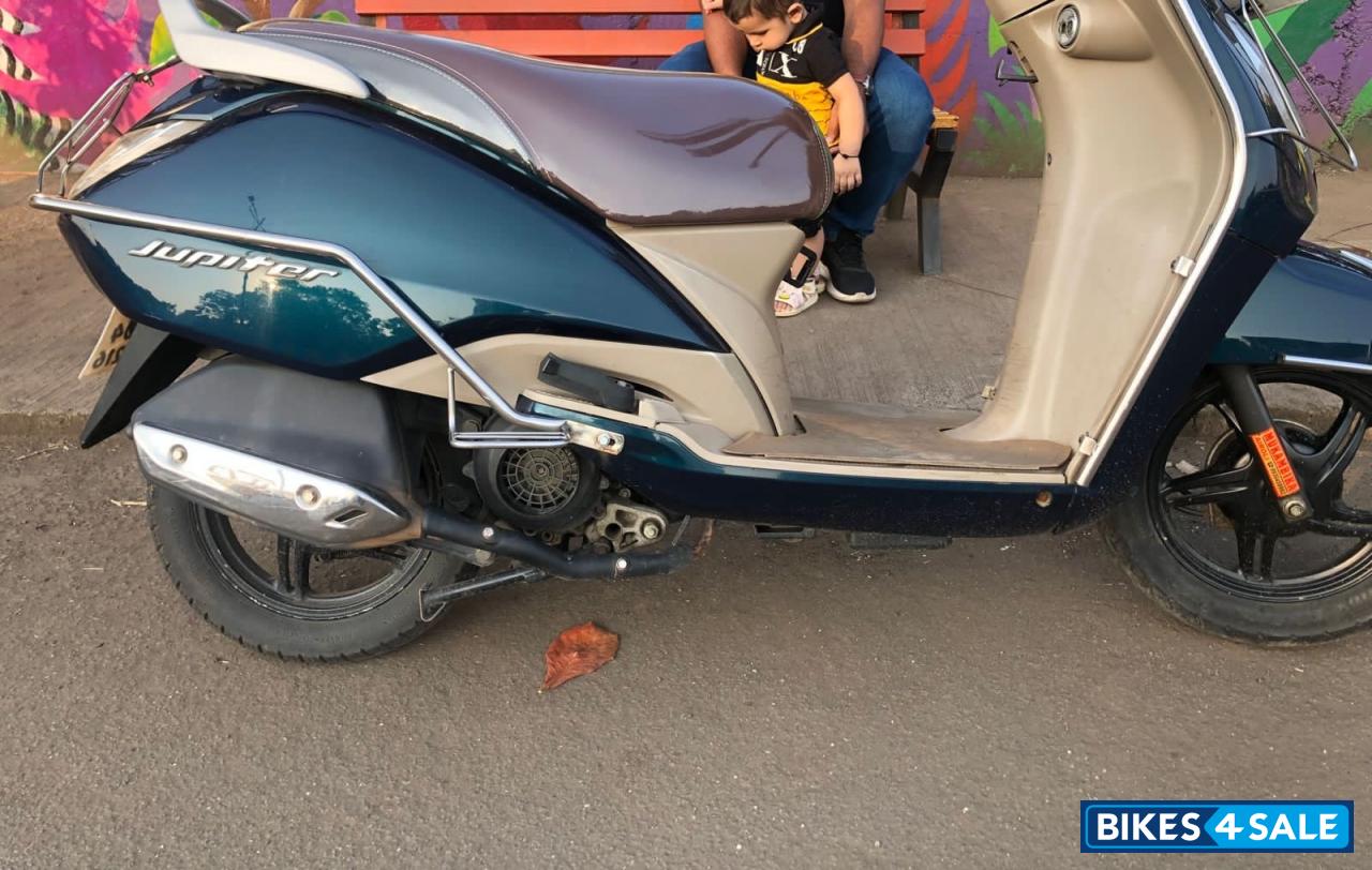Blueish TVS Jupiter Grande