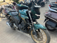 Glossy Green Yamaha FZS 25 2022