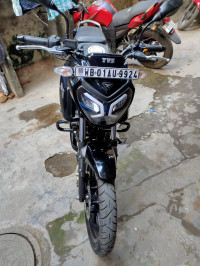 Wicked Black TVS Raider 125