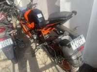 Ebony Black Met KTM RC 200