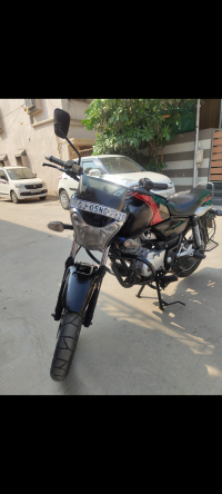 Bajaj V15