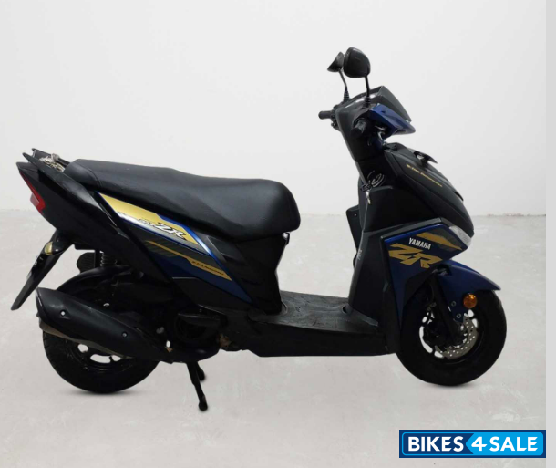 Yamaha Cygnus Ray ZR