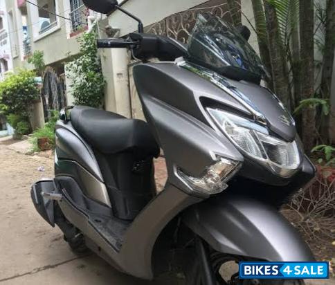 Suzuki Burgman Street