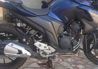 Yamaha FZ25