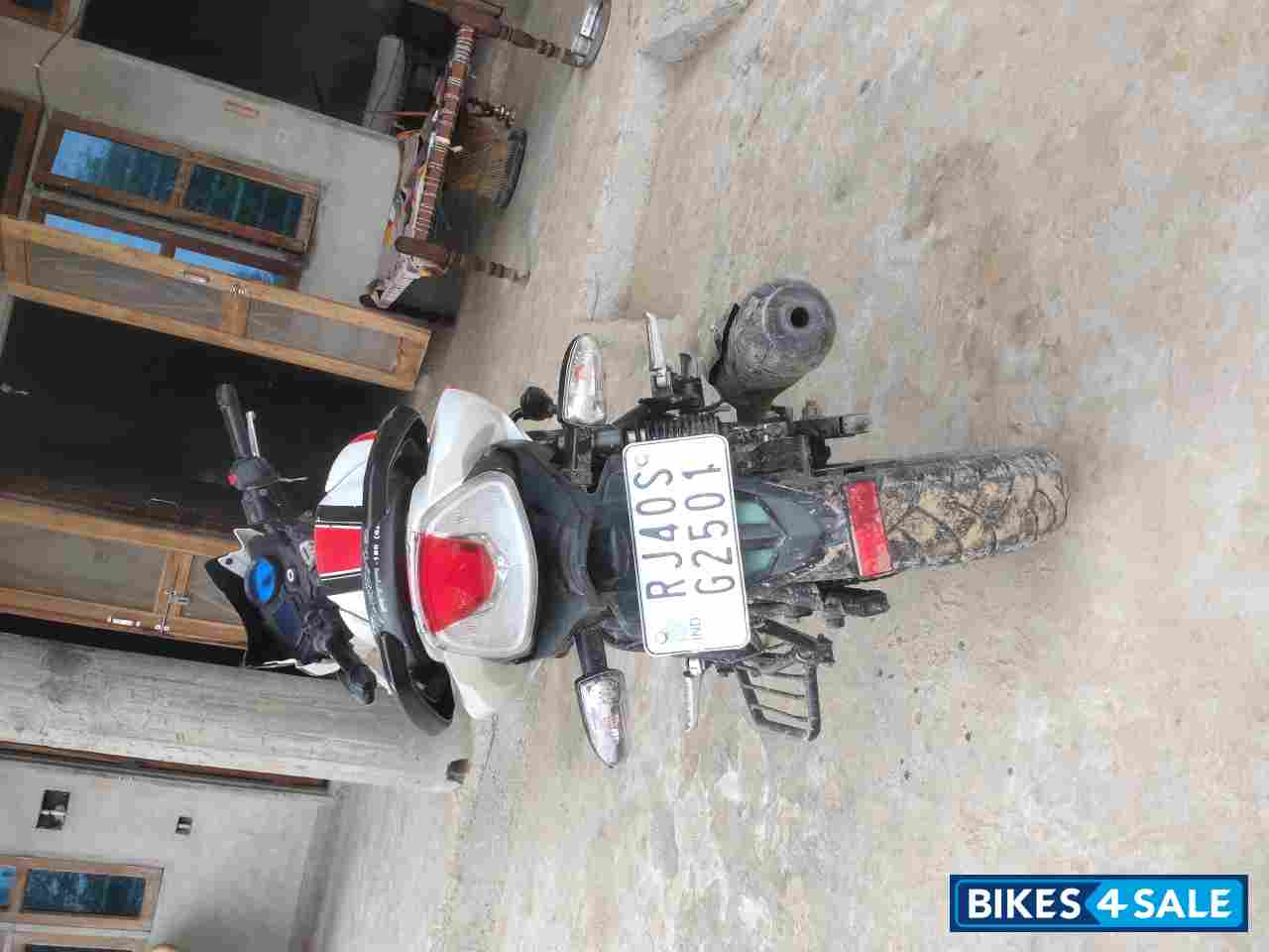 TVS Apache RTR 160 4V