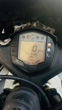 Black KTM RC 200