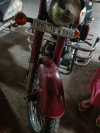 Royal Enfield Classic 350