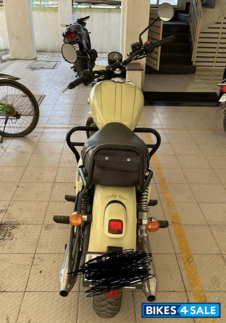 Jawa forty two Lumos lime dual channel abs