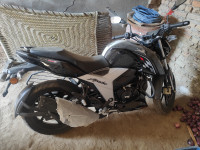 Black TVS Apache RTR 160 BS VI