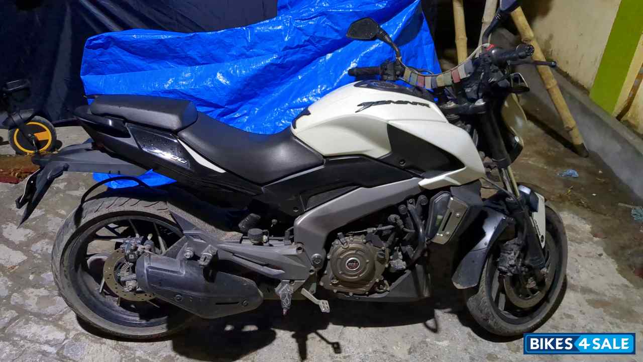 Bajaj Dominar 400