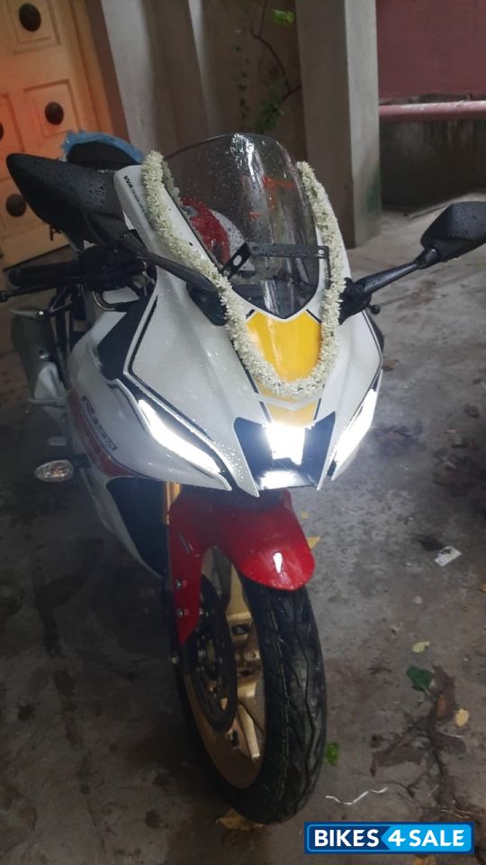 Yamaha R15M