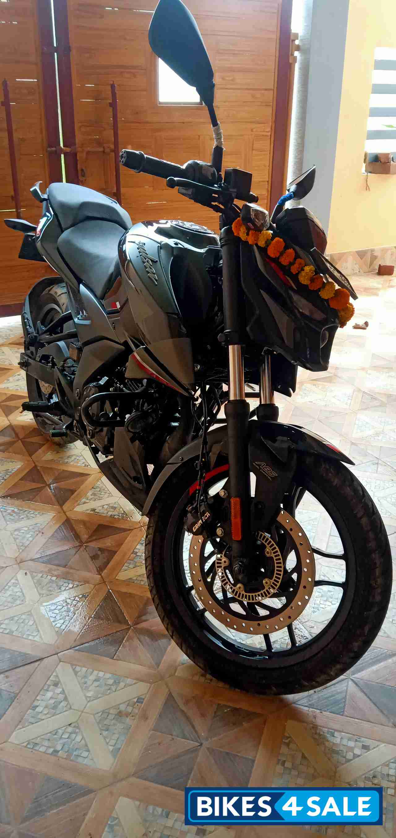 Bajaj Pulsar N160 Dual Channel ABS
