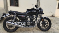 Black Honda Hness CB350 DLX