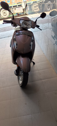 Rose Gold Honda Activa i