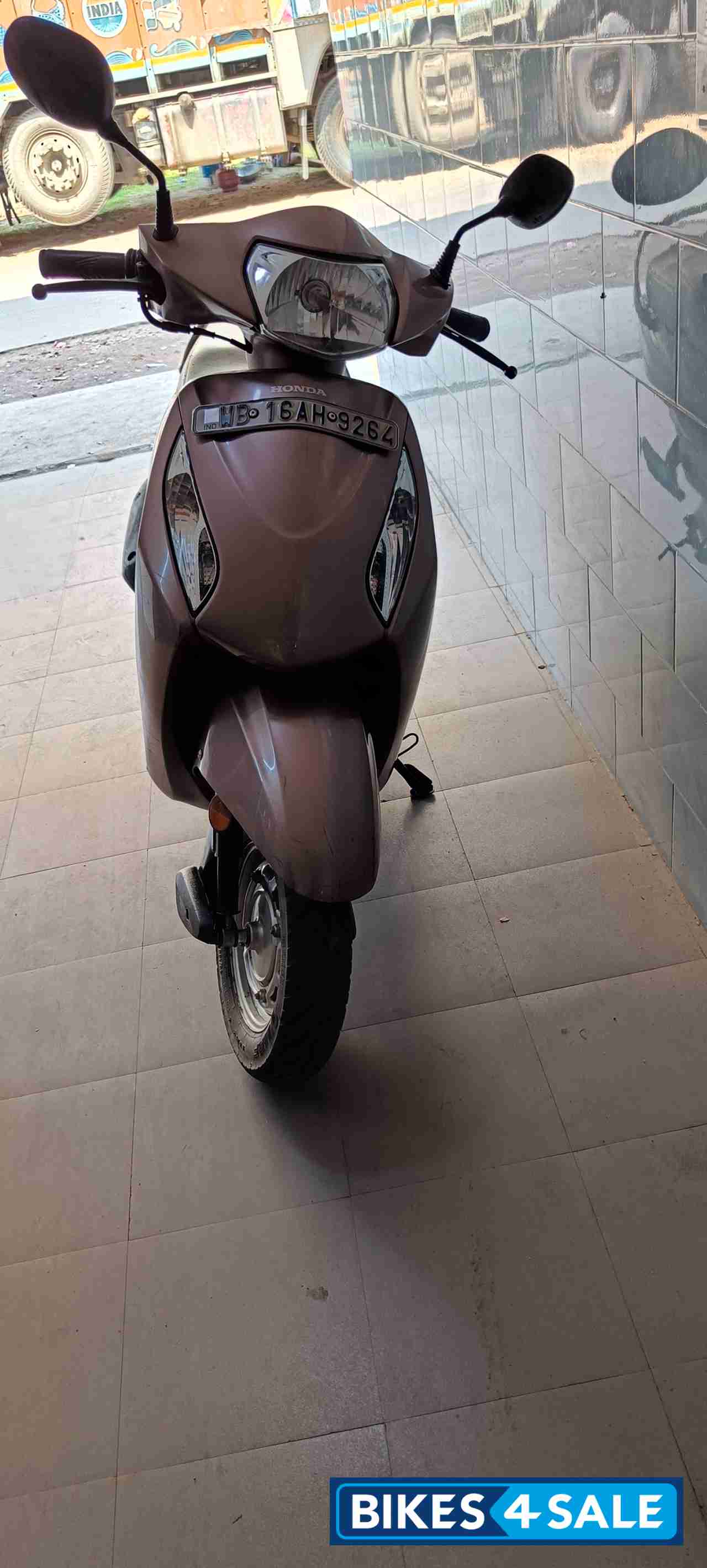Rose Gold Honda Activa i