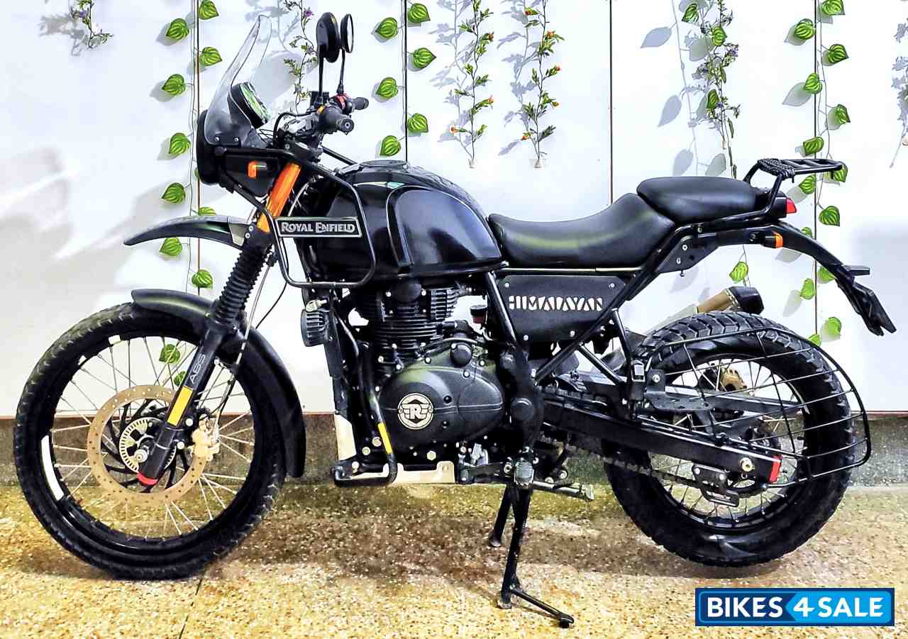 Granite Black Royal Enfield Himalayan