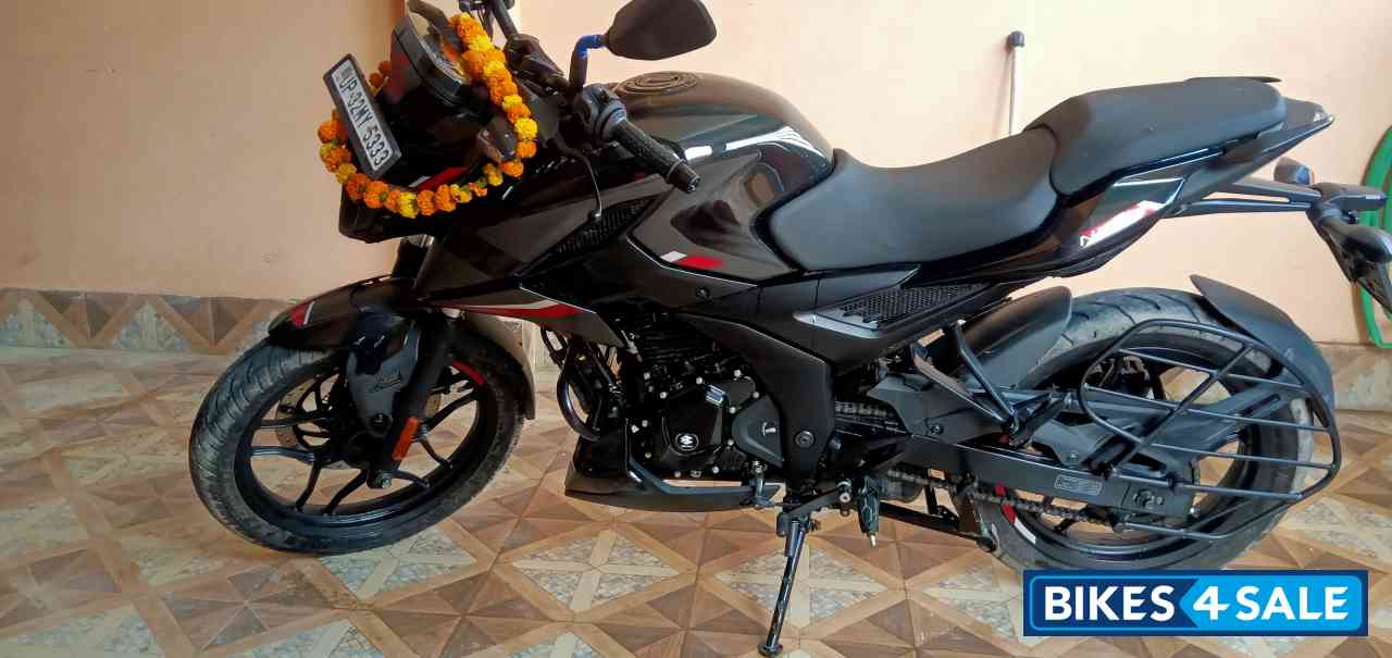 Bajaj Pulsar N160 Dual Channel ABS