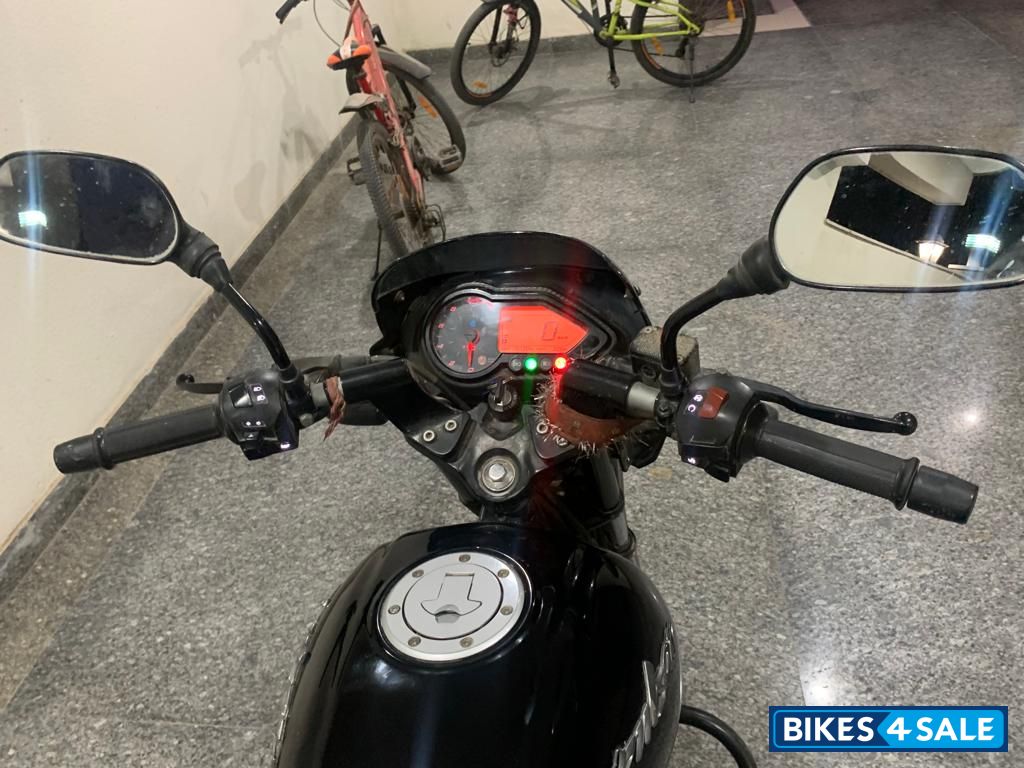 Black Bajaj Pulsar 150