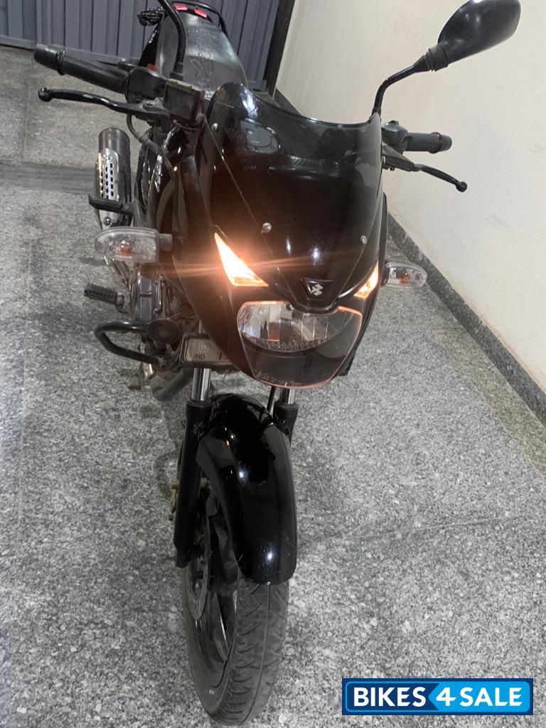 Black Bajaj Pulsar 150