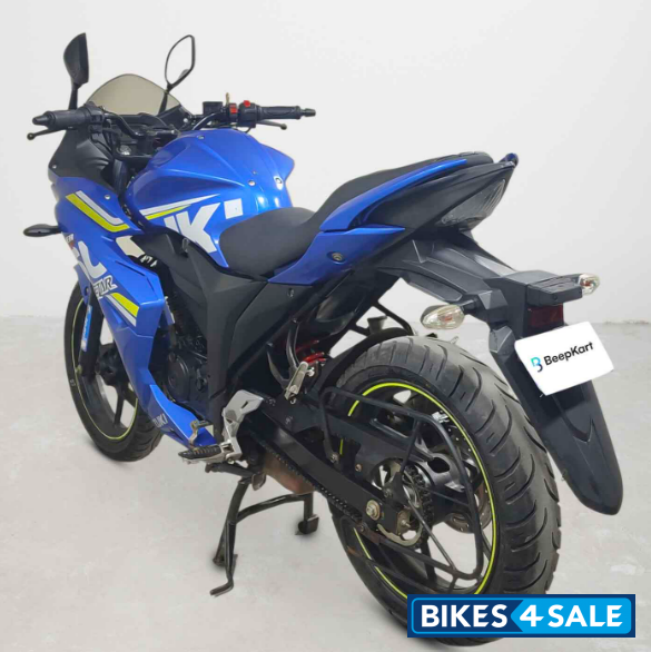 Suzuki Gixxer SF